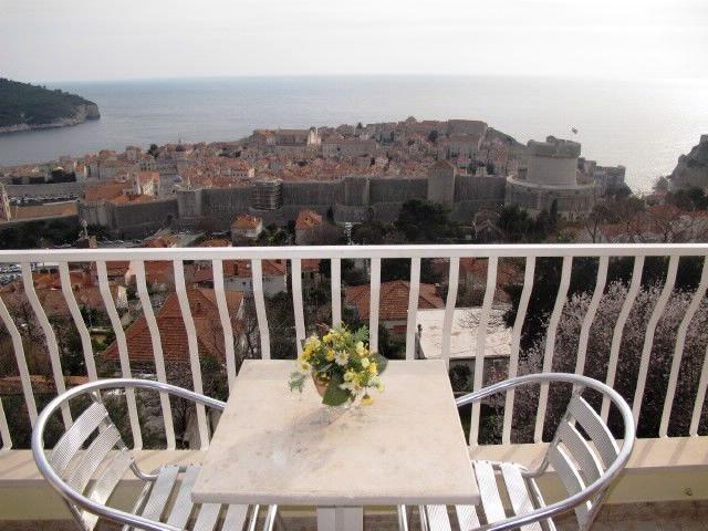 Apartment Meri Ντουμπρόβνικ Εξωτερικό φωτογραφία